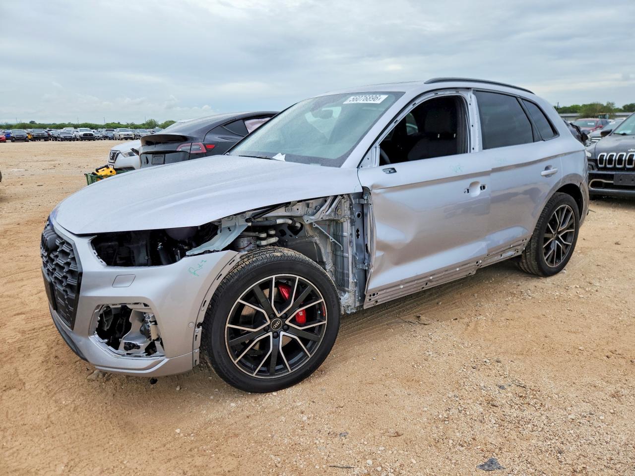 WA1C4AFY7P2161572 · 2023 AUDI SQ5