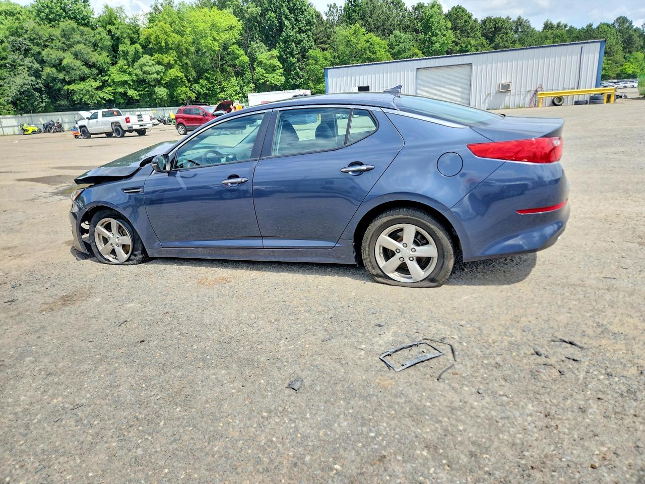 KNAGM4A76F5547286 · 2015 KIA OPTIMA · 2/12