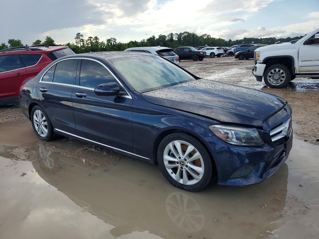 WDDWF8DBXKR458295 · 2019 MERCEDES-BENZ C · 4/12