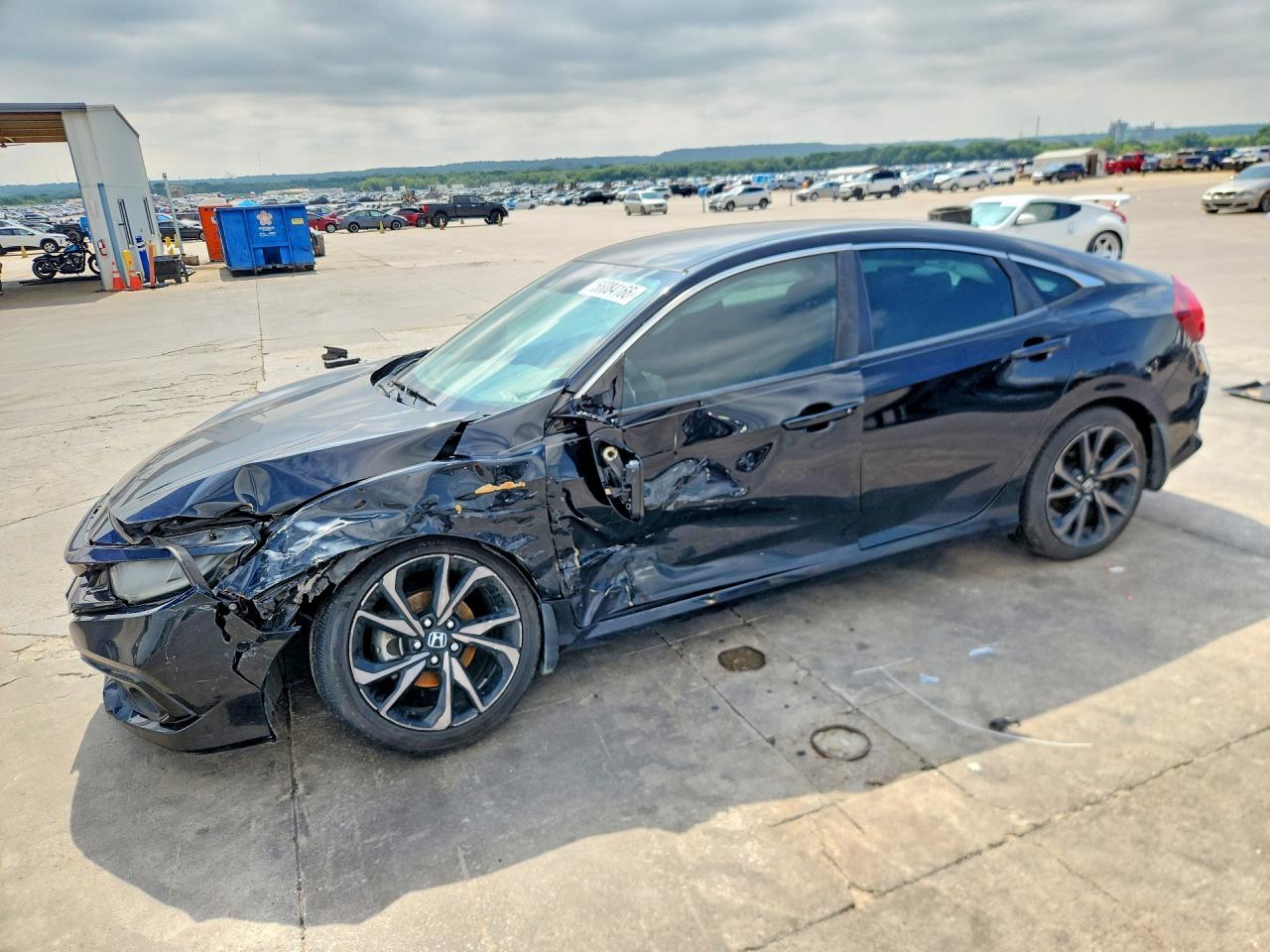 19XFC2F82KE020710 · 2019 HONDA CIVIC