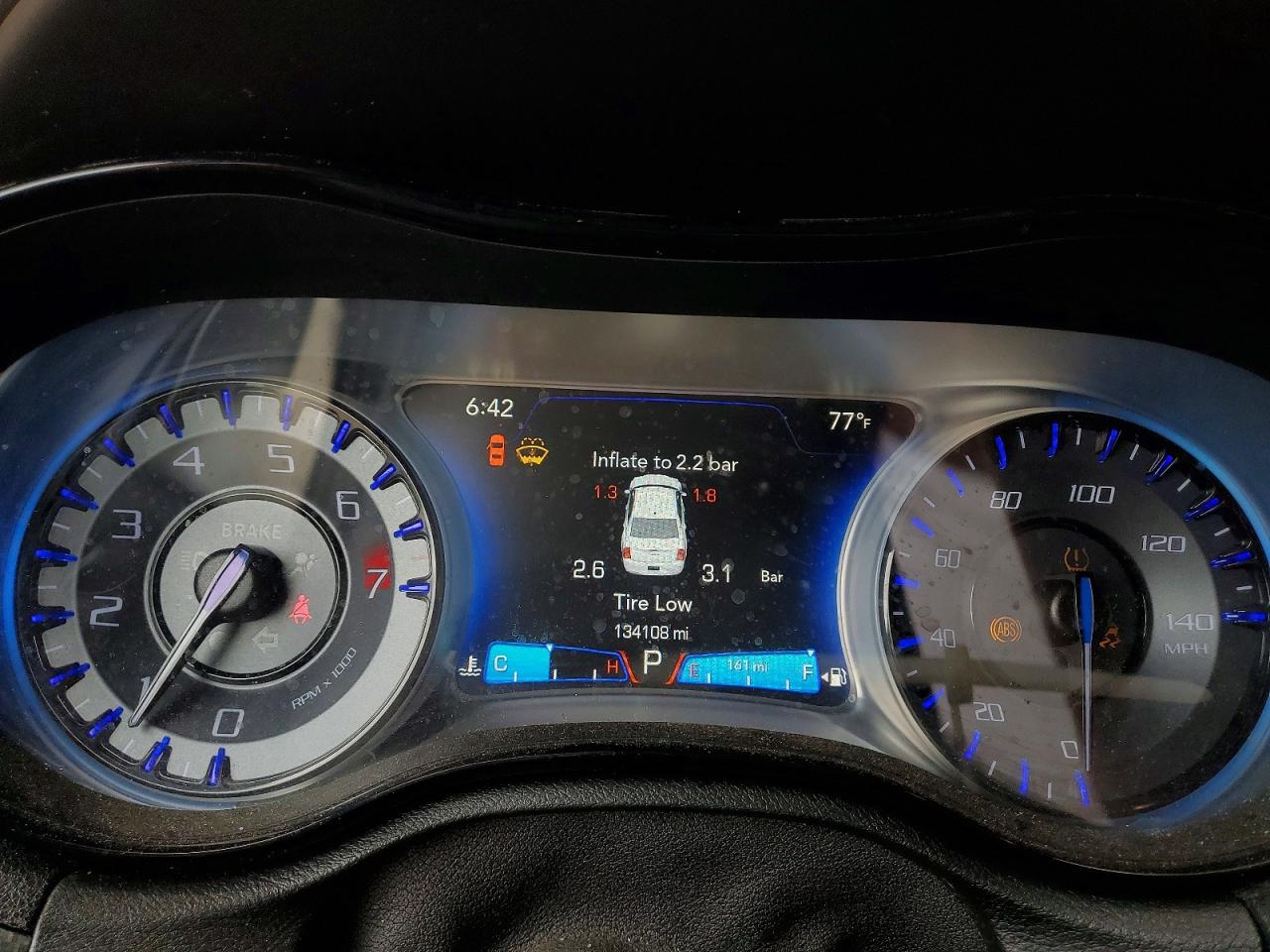 2C3CCABG7FH786960 · 2015 CHRYSLER 300 · 9/13