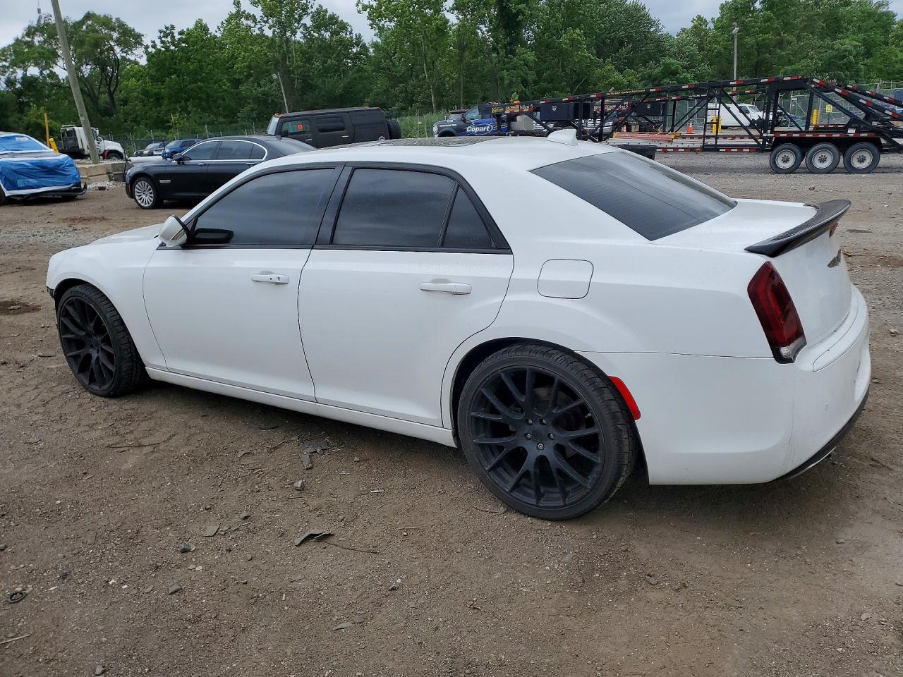 2C3CCABG7FH786960 · 2015 CHRYSLER 300 · 2/13