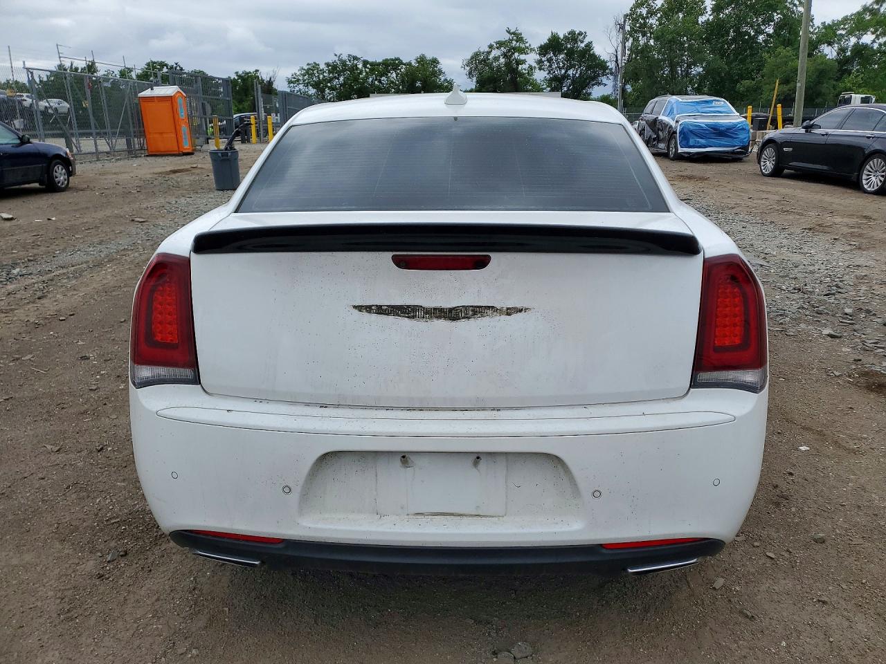 2C3CCABG7FH786960 · 2015 CHRYSLER 300 · 6/13