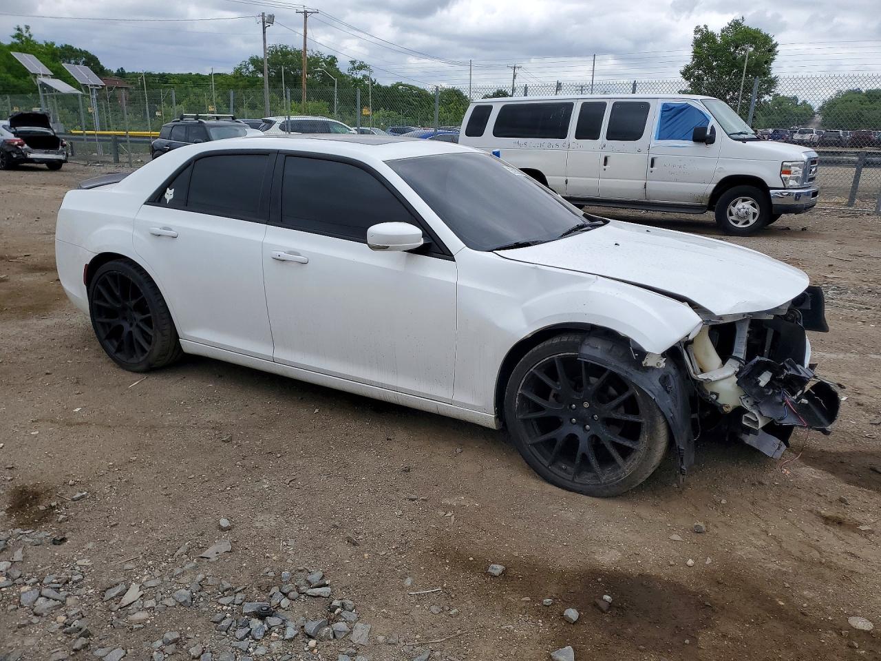 2C3CCABG7FH786960 · 2015 CHRYSLER 300 · 4/13
