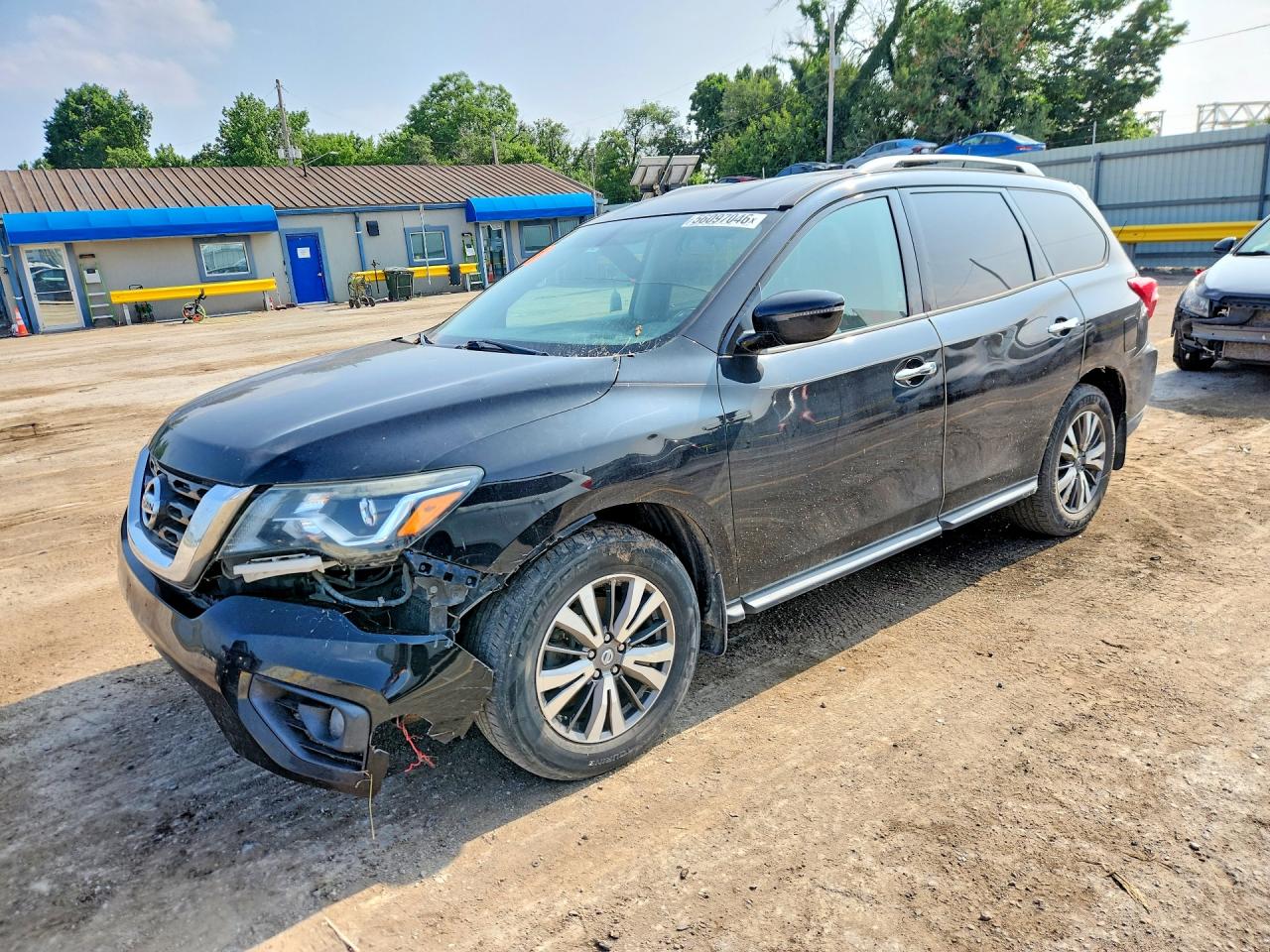 5N1DR2MM0HC699331 · 2017 NISSAN PATHFINDER