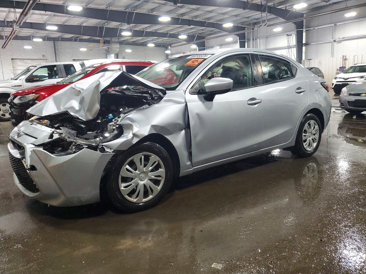 3MYDLBYVXKY517806 · 2019 TOYOTA YARIS