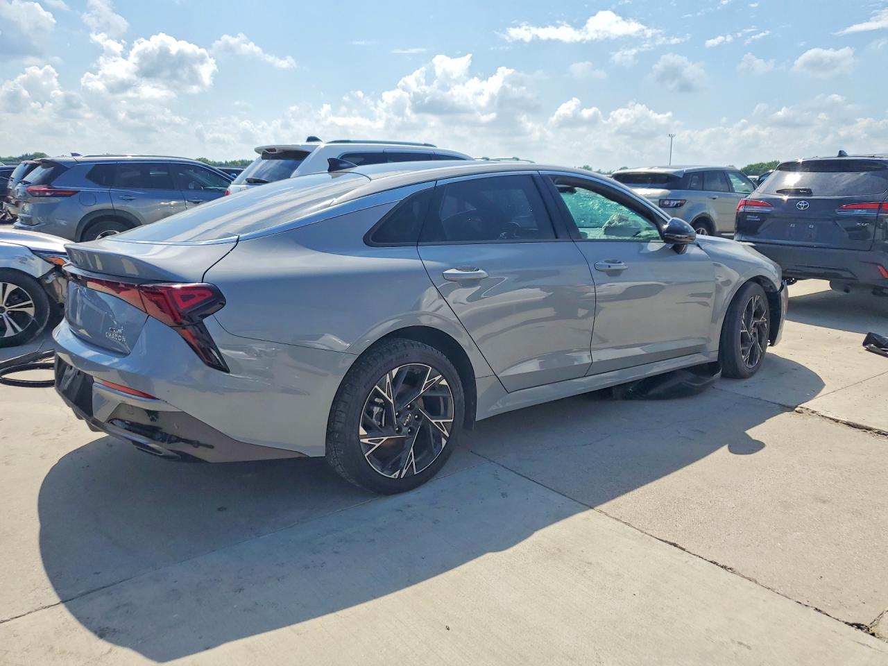 KNAG64J75S5367480 · 2025 KIA K5 · 3/13