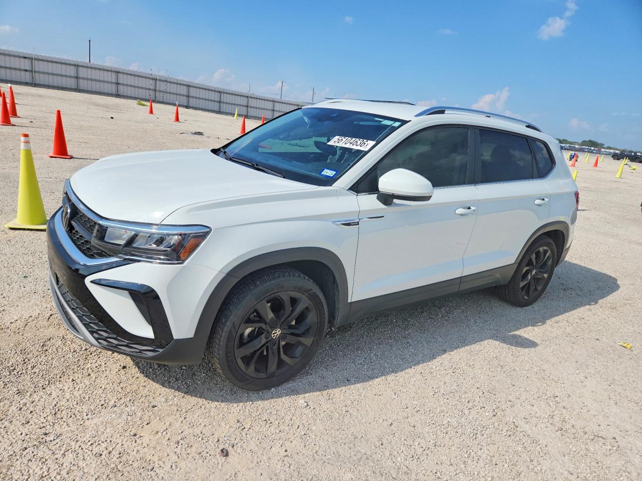 3VVSX7B27NM094198 · 2022 VOLKSWAGEN TAOS