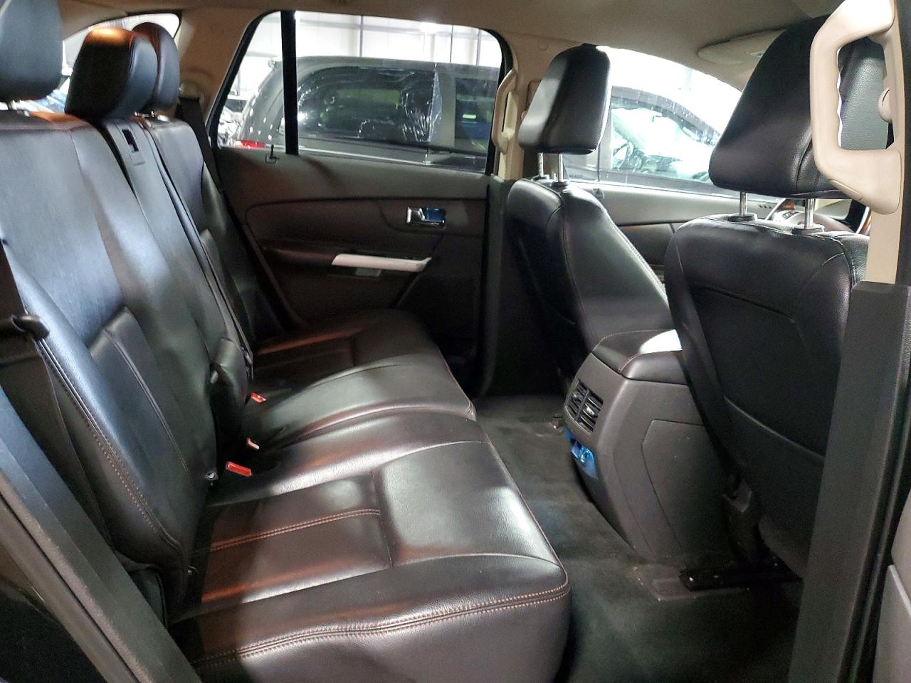 2FMDK4JC6BBA43041 · 2011 FORD EDGE · 10/12
