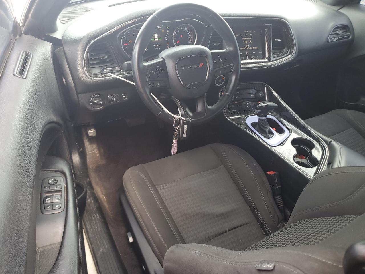 2C3CDZBT1HH665255 · 2017 DODGE CHALLENGER · 8/13
