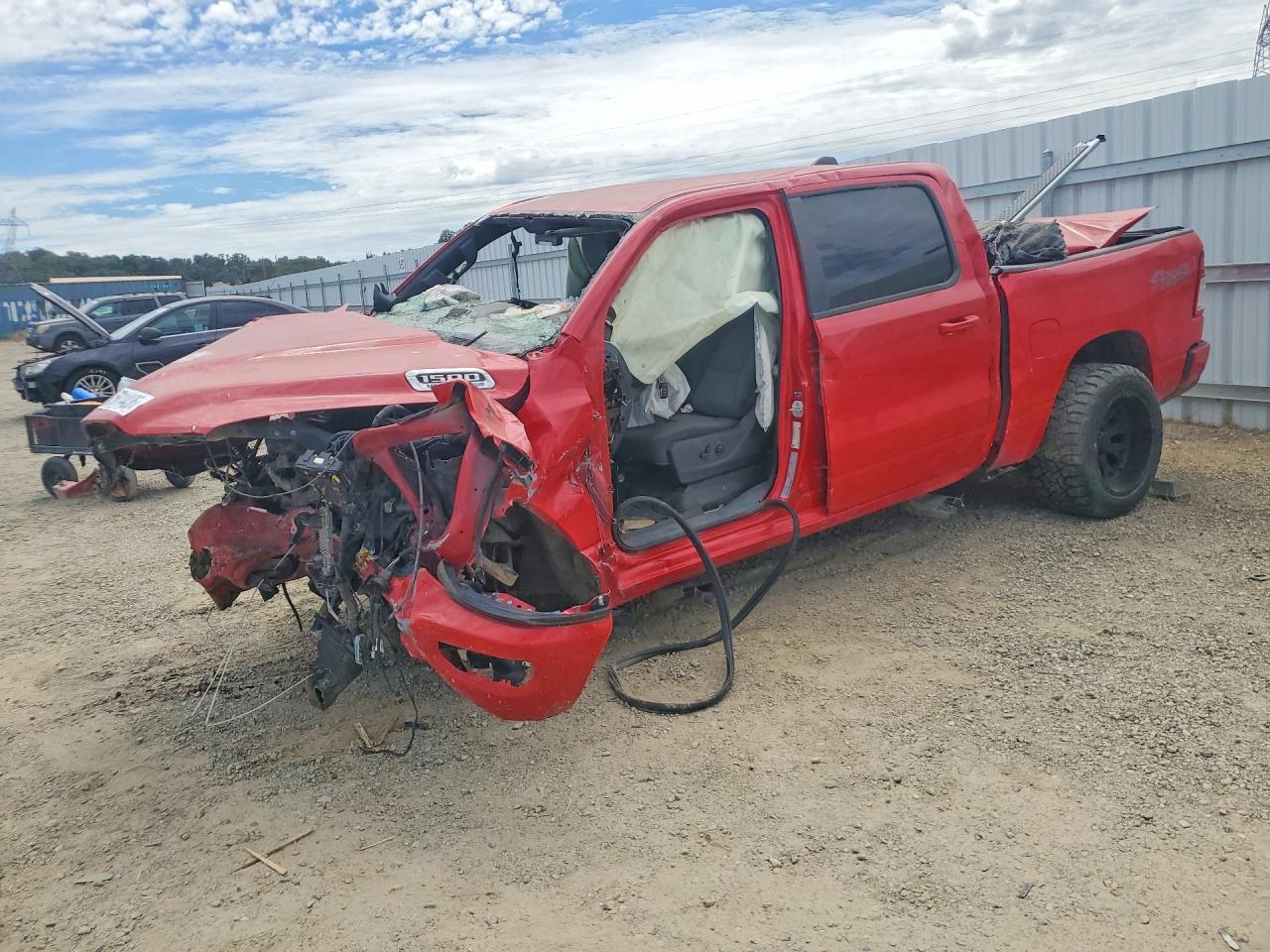1C6SRFFT7MN827786 · 2021 RAM 1500