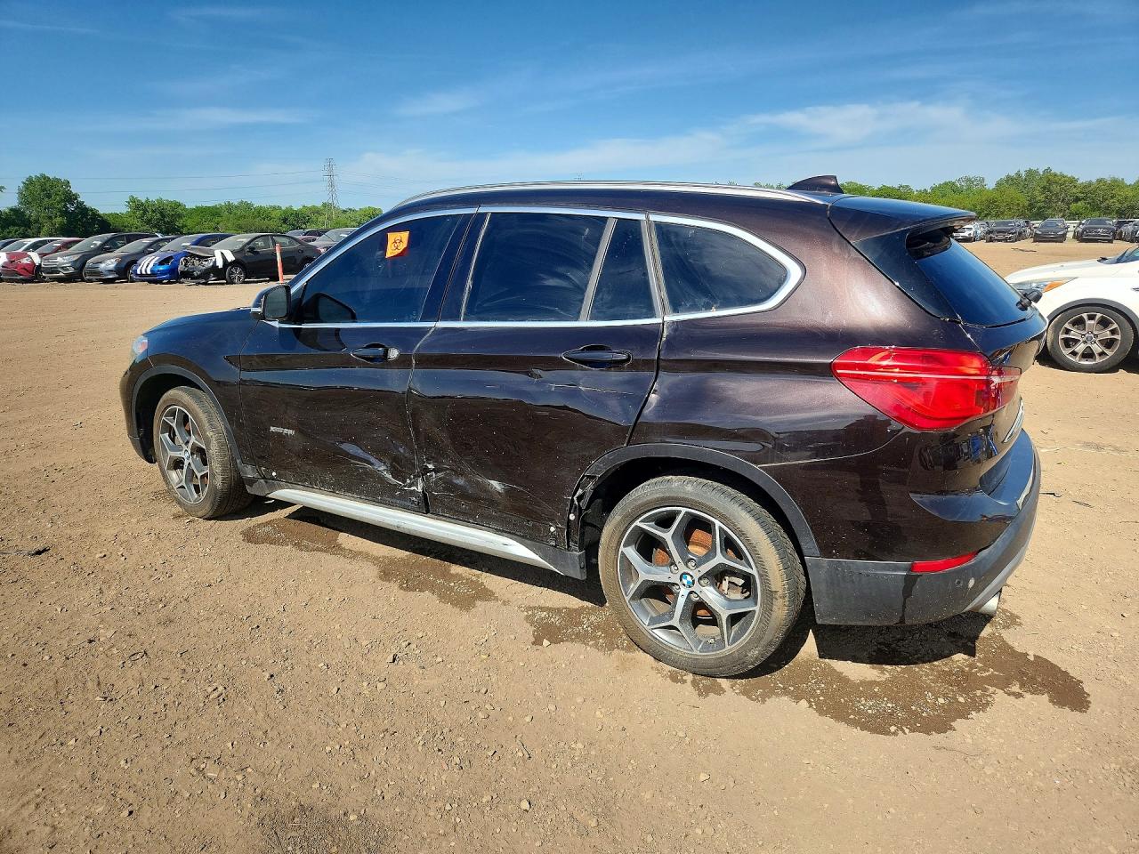 WBXHT3C32H5F70751 · 2017 BMW X1 · 2/13