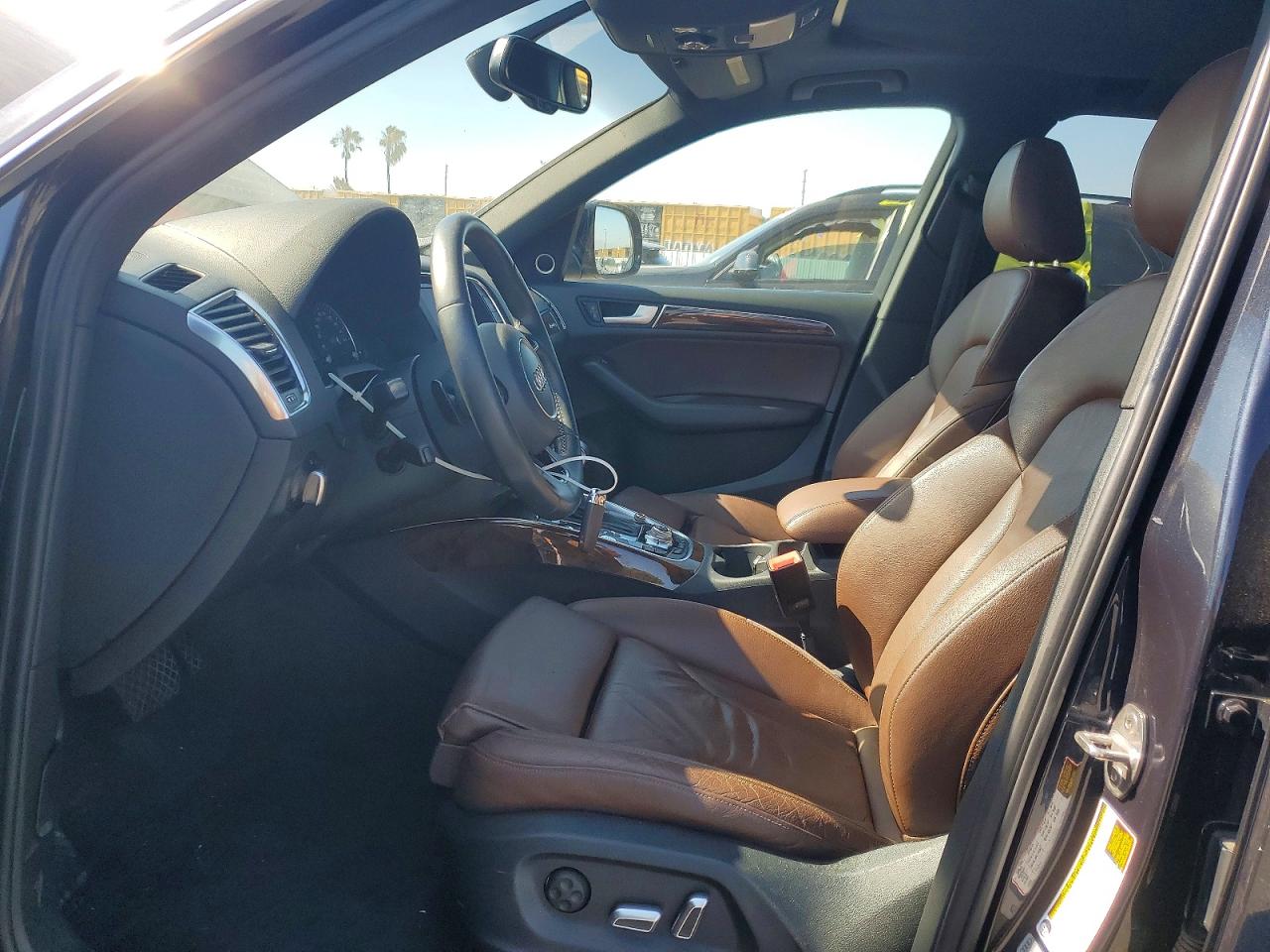 WA1DGBFPXFA049197 · 2015 AUDI Q5 · 7/14