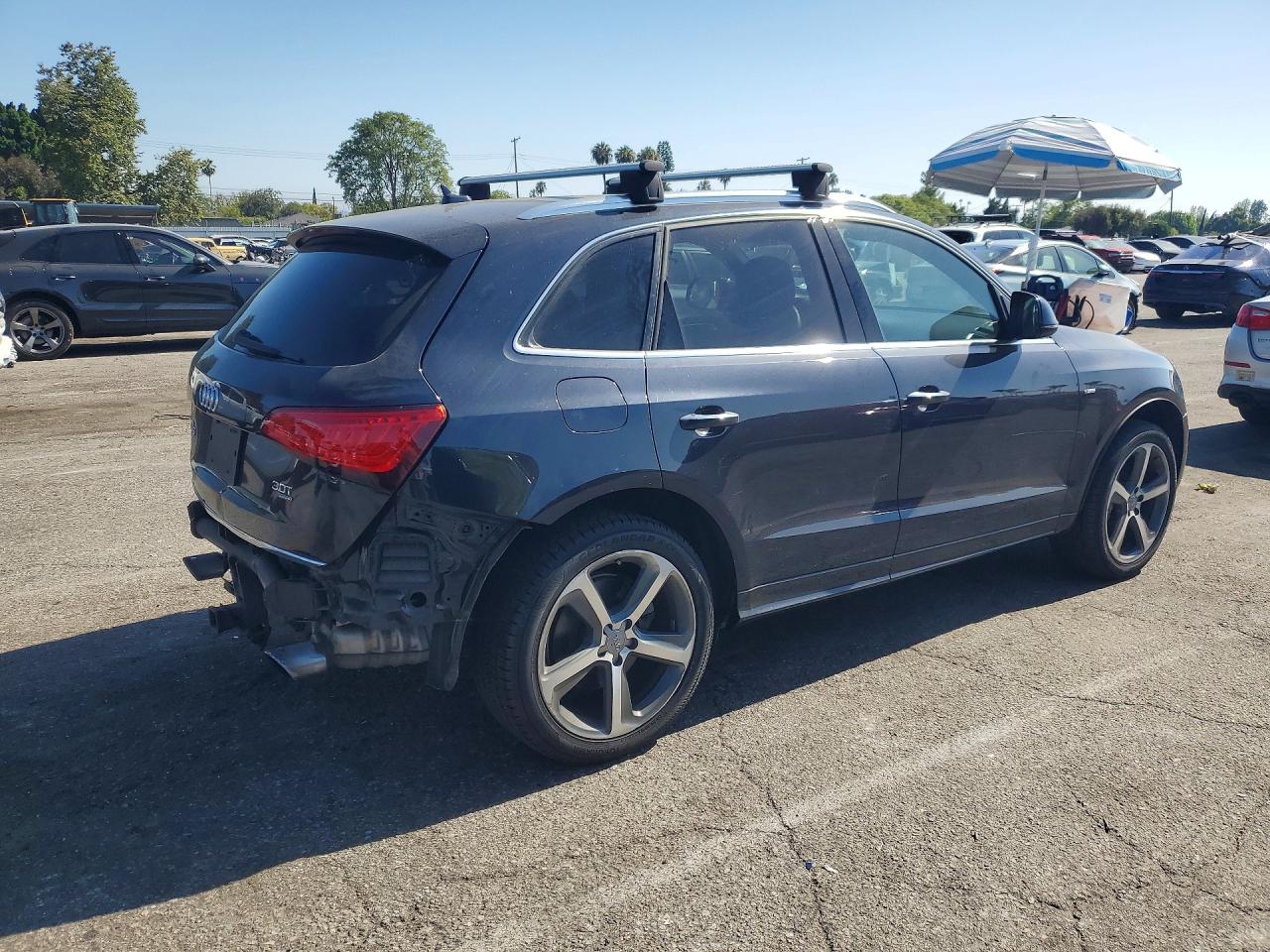 WA1DGBFPXFA049197 · 2015 AUDI Q5 · 3/14