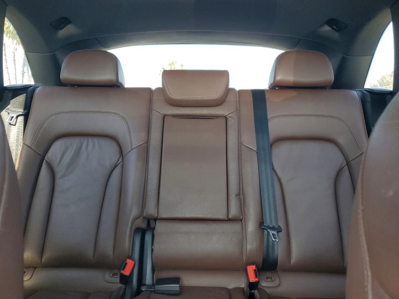 WA1DGBFPXFA049197 · 2015 AUDI Q5 · 10/14
