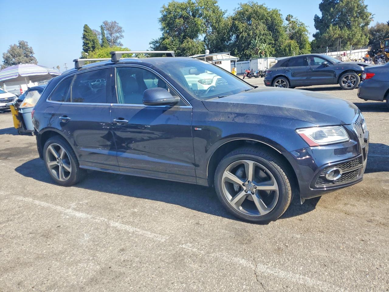WA1DGBFPXFA049197 · 2015 AUDI Q5 · 4/14