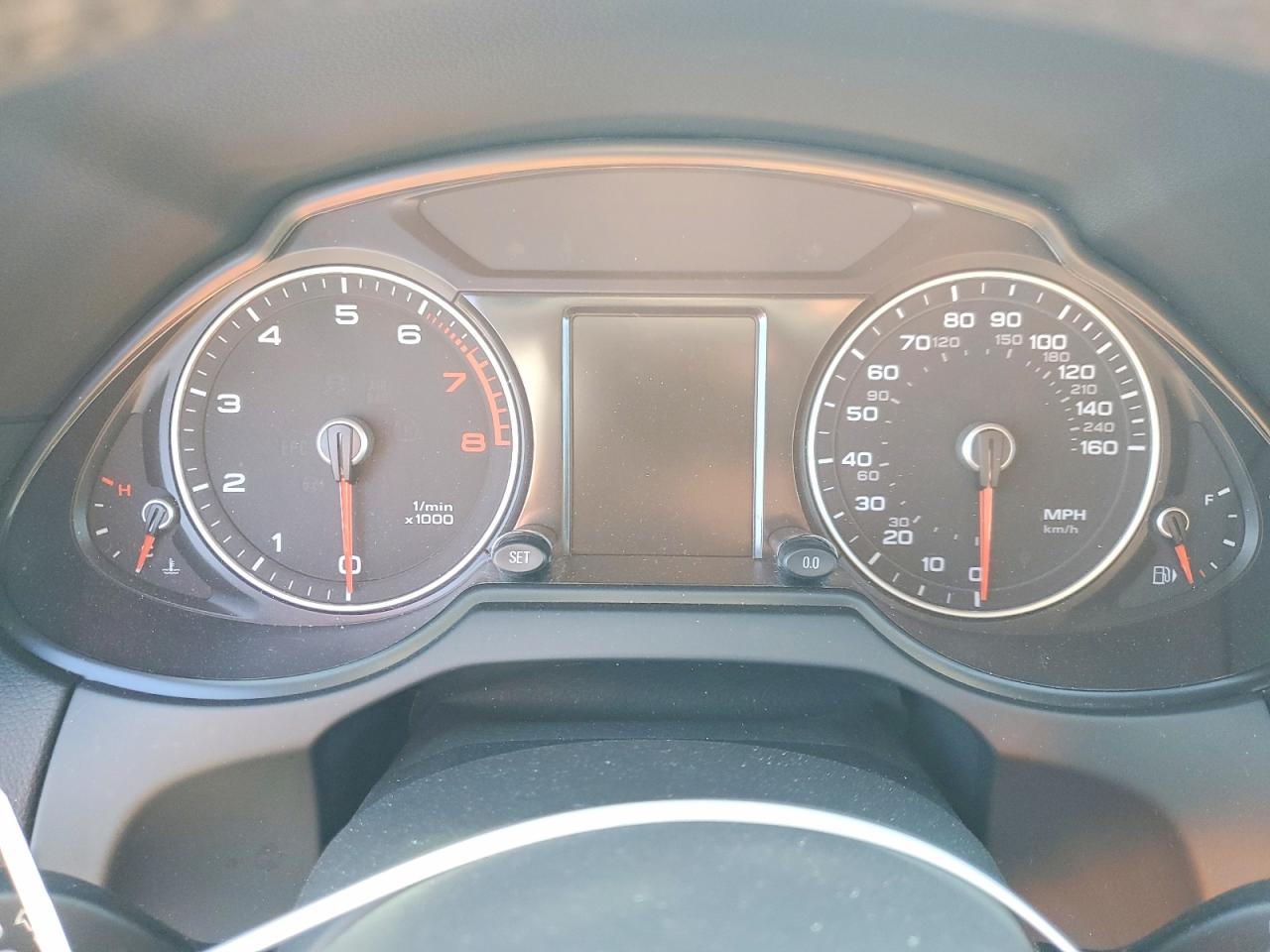 WA1DGBFPXFA049197 · 2015 AUDI Q5 · 9/14