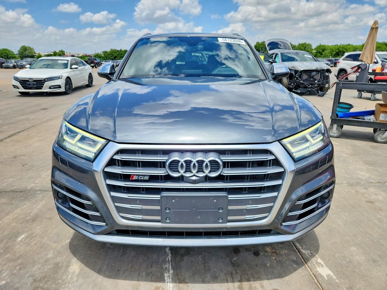 WA1C4AFY0J2158116 · 2018 AUDI SQ5 · 5/12