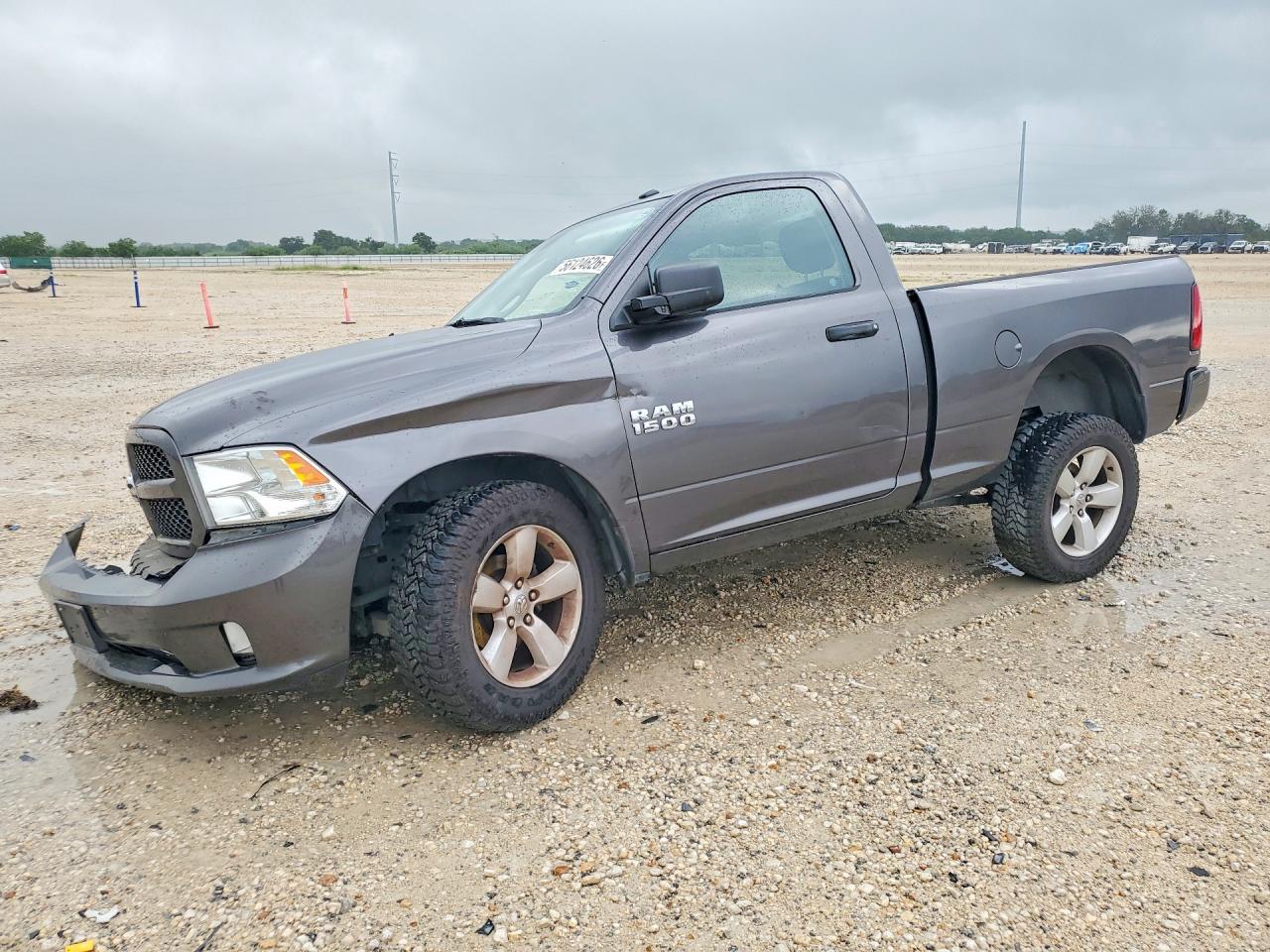 3C6JR6AG6FG698988 · 2015 RAM 1500