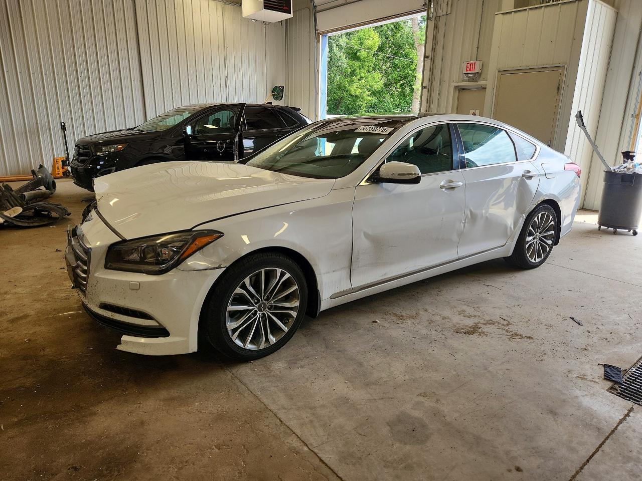 KMHGN4JE3FU102097 · 2015 HYUNDAI GENESIS