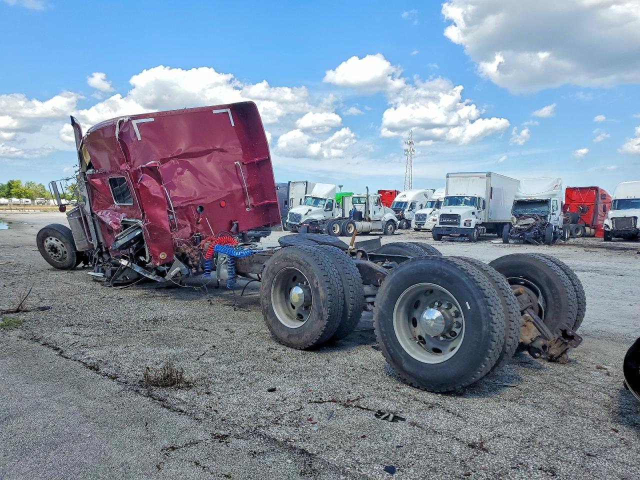 1XP5DB9XX3D804565 · 2003 PETERBILT 379 · 3/10