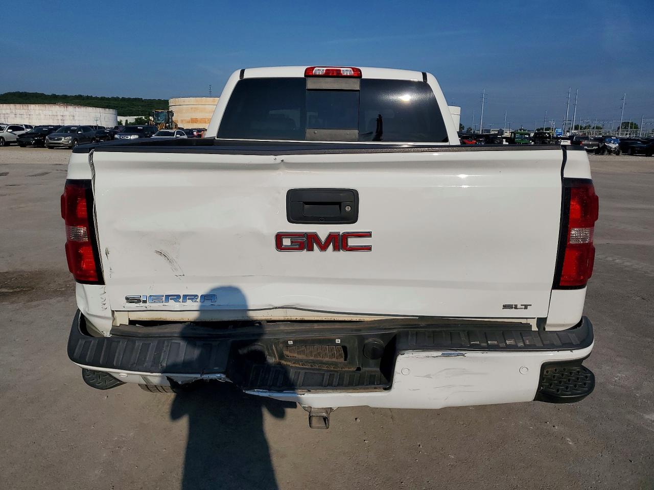3GTU2VEC2FG493857 · 2015 GMC SIERRA · 6/12