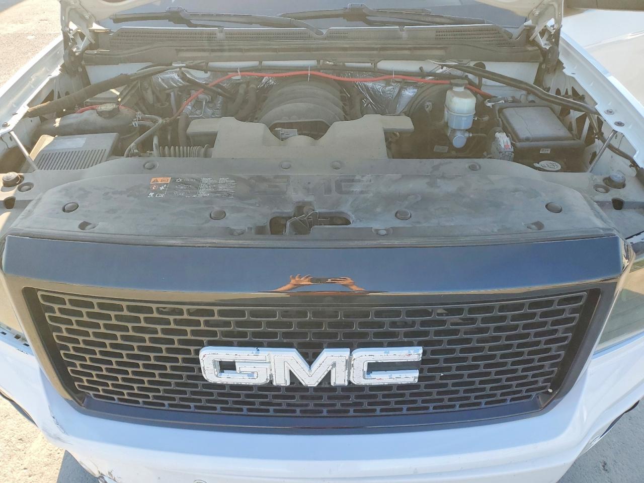3GTU2VEC2FG493857 · 2015 GMC SIERRA · 11/12
