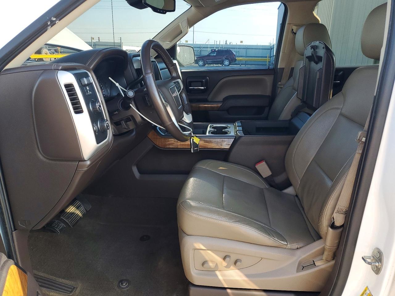 3GTU2VEC2FG493857 · 2015 GMC SIERRA · 7/12