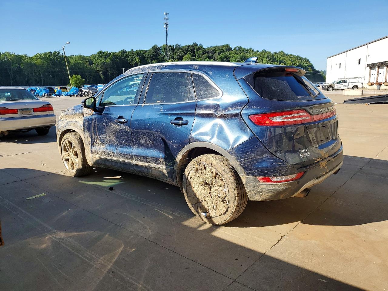 5LMCJ3D90GUJ24091 · 2016 LINCOLN MKC · 2/13