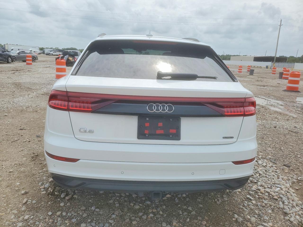 WA1AVAF17MD001375 · 2021 AUDI Q8 · 6/12