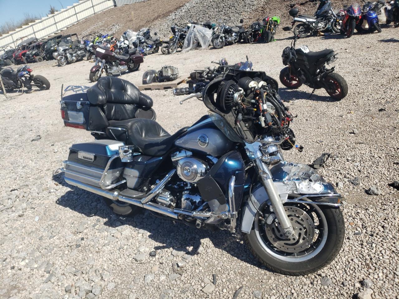1HD1FCW192Y661534 · 2002 HARLEY-DAVIDSON FLHTCUI