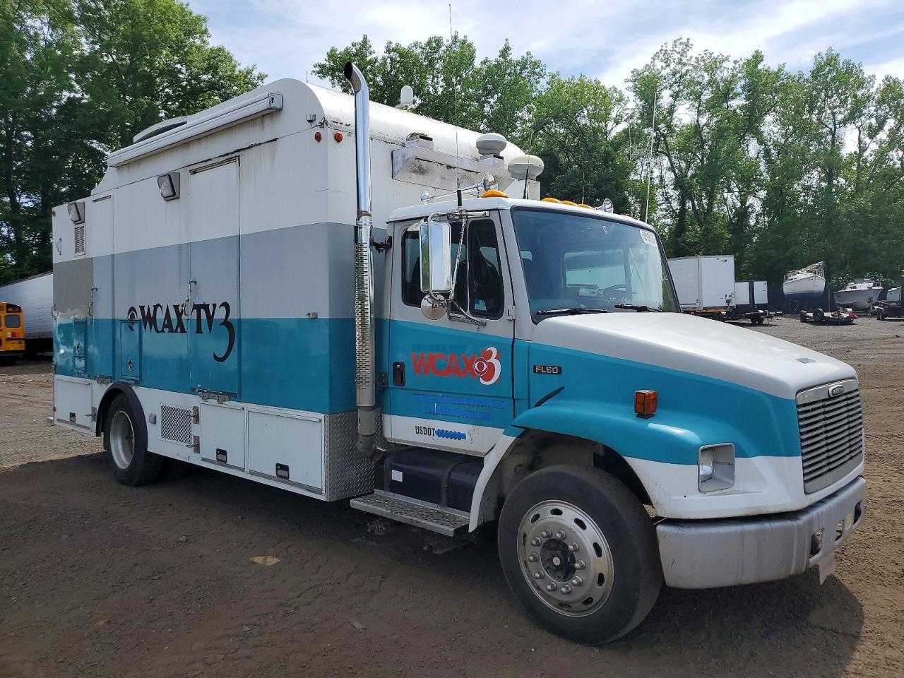 2001 FREIGHTLINER MEDIUM CONVENTIONAL