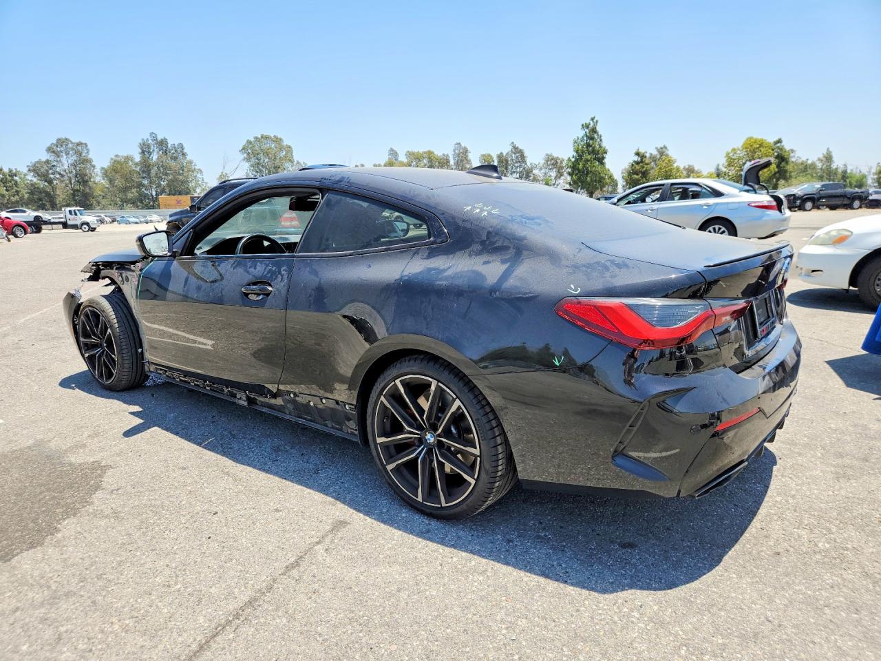 WBA83AP01NCK03374 · 2022 BMW M4 · 2/13