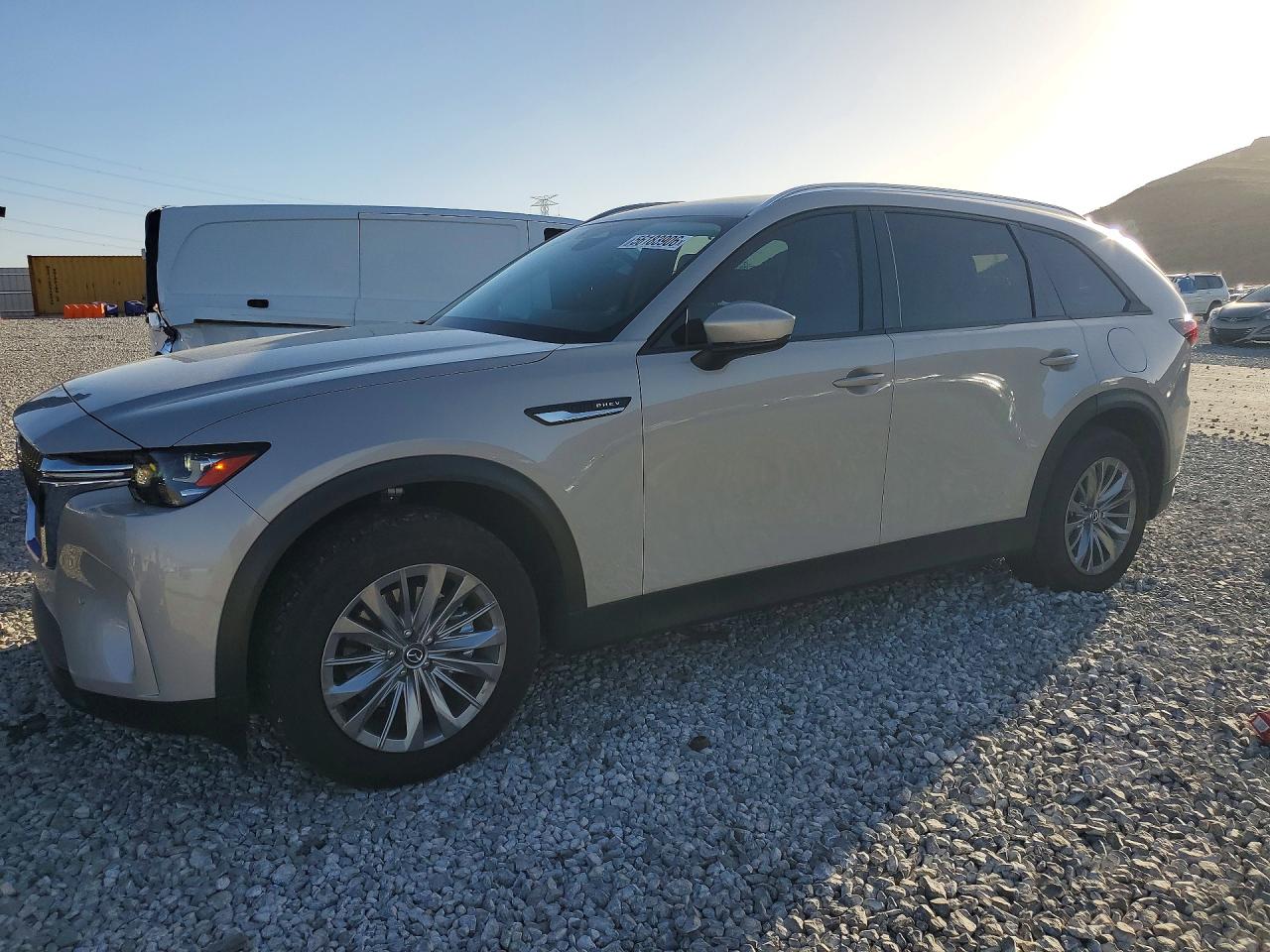 JM3KKBHA4S1234688 · 2025 MAZDA CX-90
