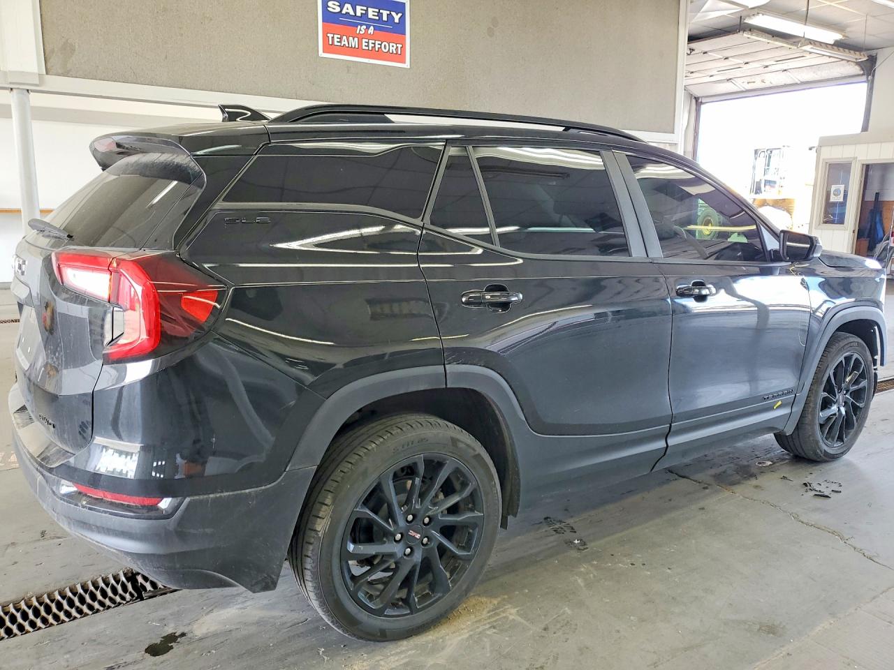 3GKALTEG2RL124827 · 2024 GMC TERRAIN · 3/14