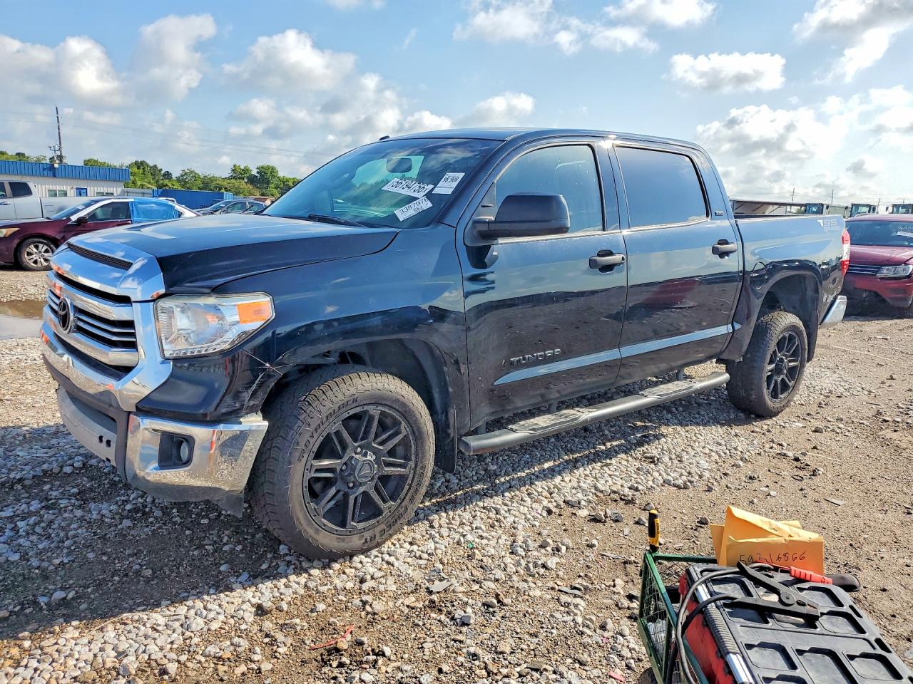 5TFEM5F19HX122141 · 2017 TOYOTA TUNDRA