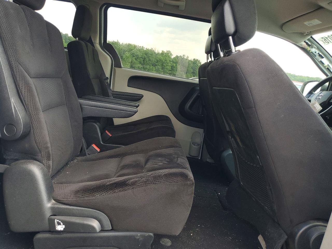 2C4RDGBG6ER432992 · 2014 DODGE CARAVAN · 11/13