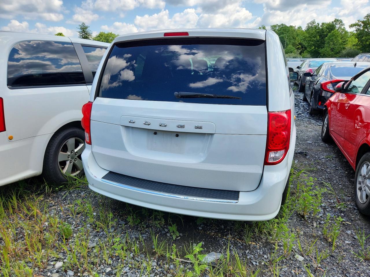 2C4RDGBG6ER432992 · 2014 DODGE CARAVAN · 6/13