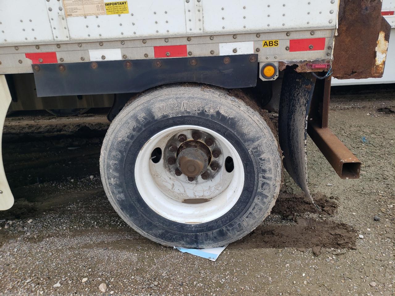 1JJV281W68L082030 · 2008 WABASH DRY VAN TRAILER · 5/10