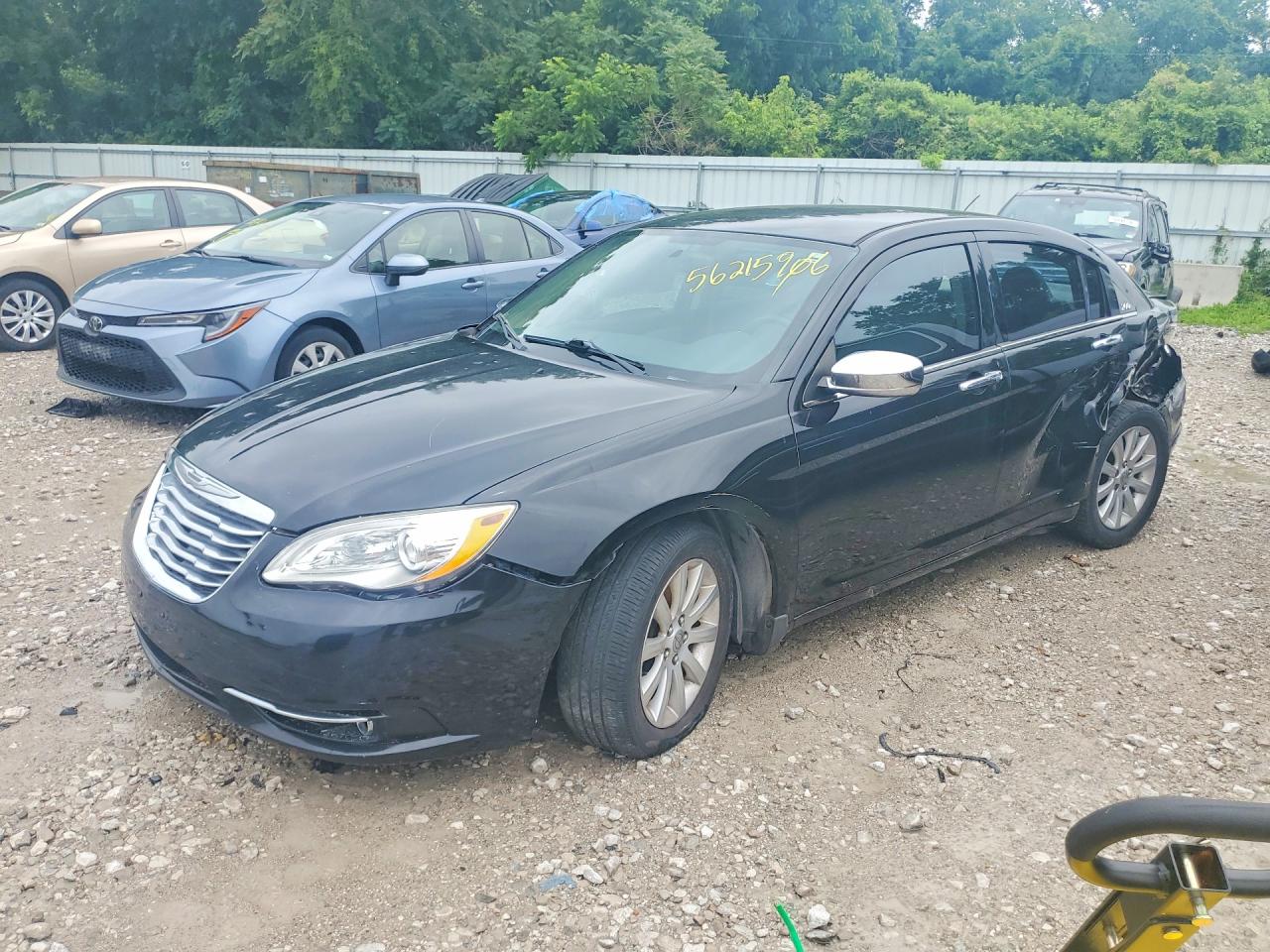 1C3CCBCG3DN599773 · 2013 CHRYSLER 200