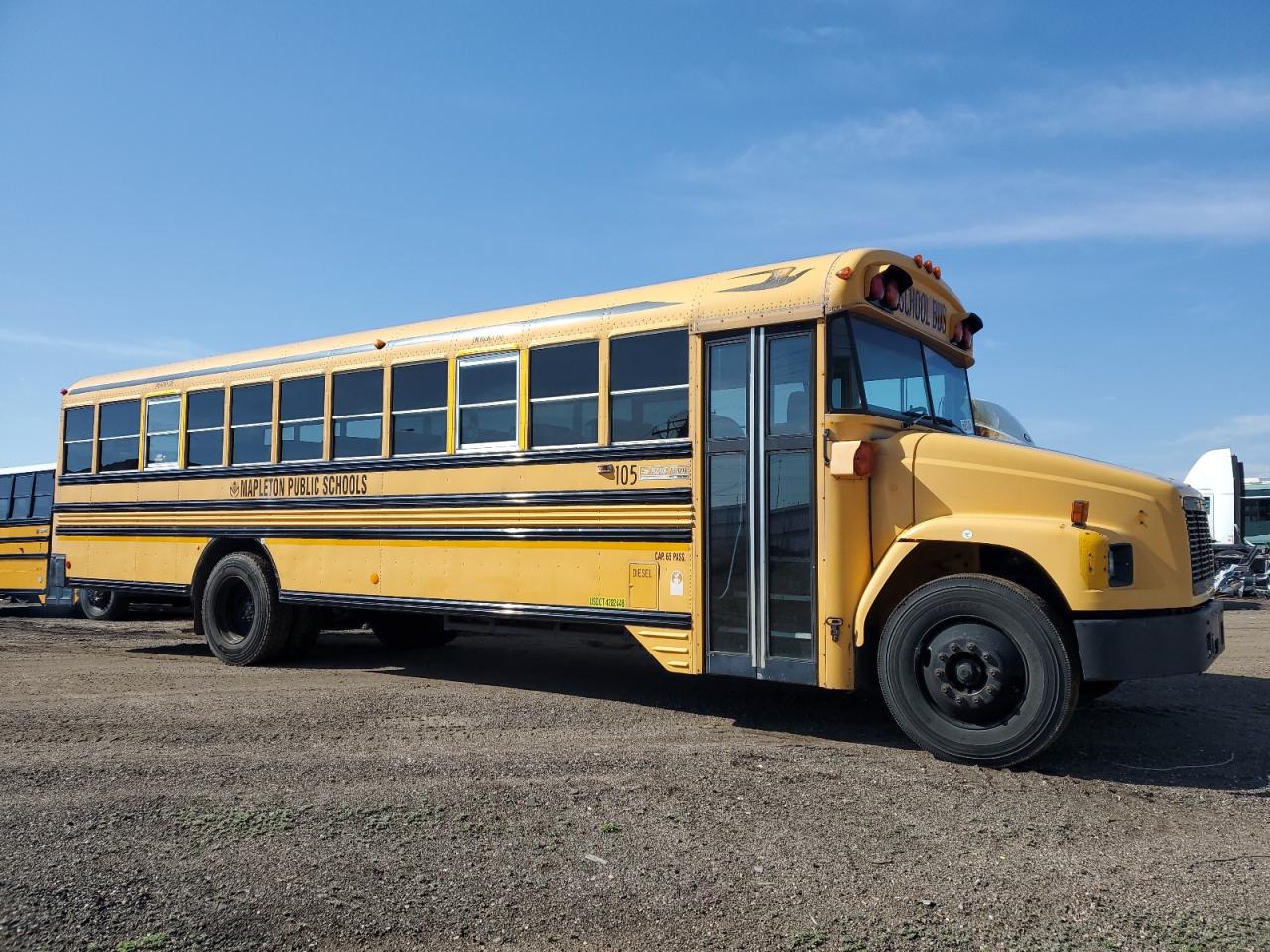 1999 FREIGHTLINER CHASSIS