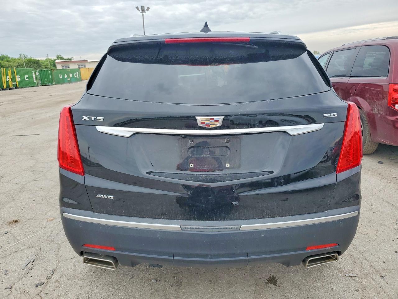1GYKNBRS3JZ118822 · 2018 CADILLAC XT5 · 6/13