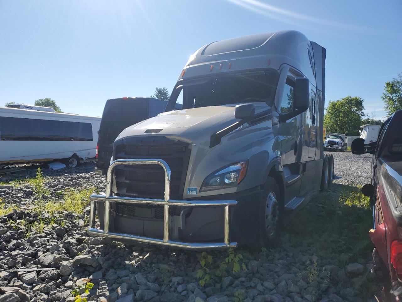 3AKJHHDR6MSMH8814 · 2021 FREIGHTLINER CASCADIA 126 · 2/10