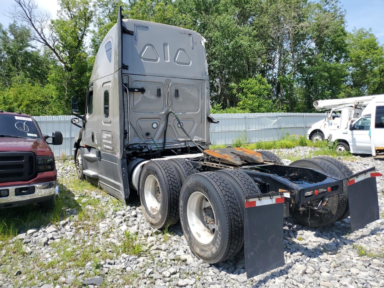 3AKJHHDR6MSMH8814 · 2021 FREIGHTLINER CASCADIA 126 · 3/10