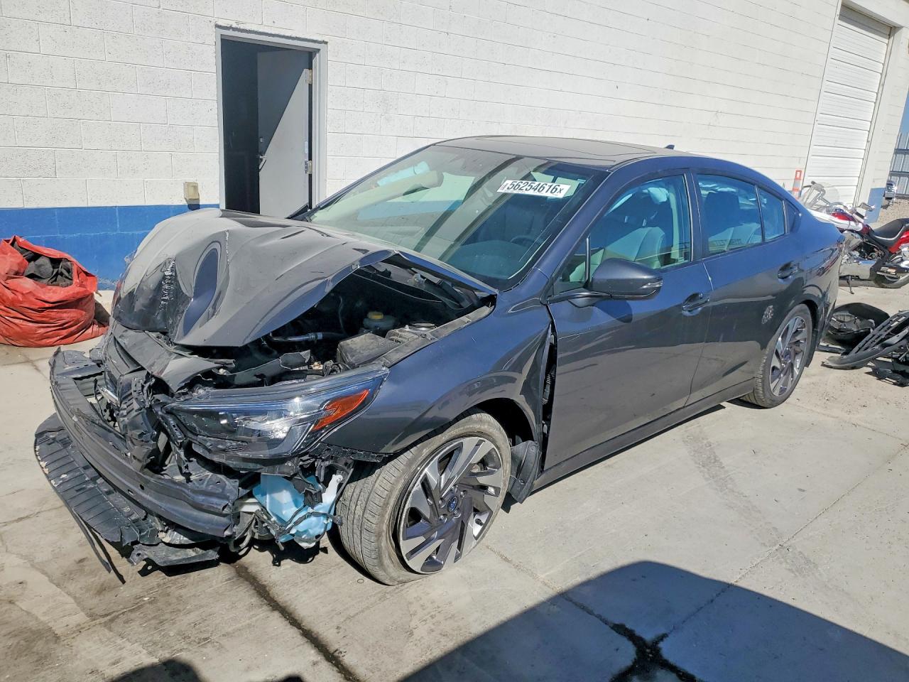 4S3BWAN60S3010989 · 2025 SUBARU LEGACY