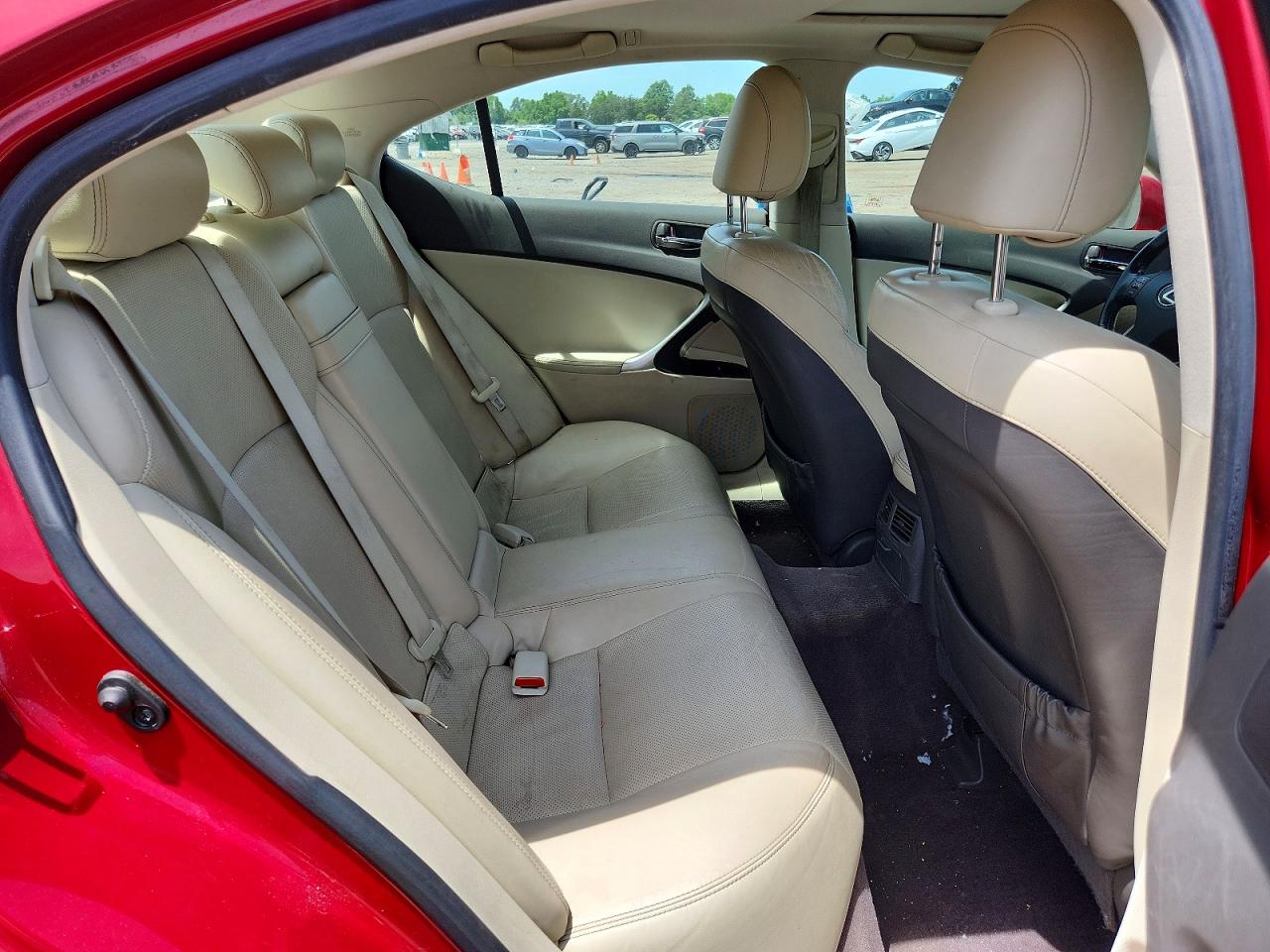 JTHCF5C22A2033091 · 2010 LEXUS IS · 10/12