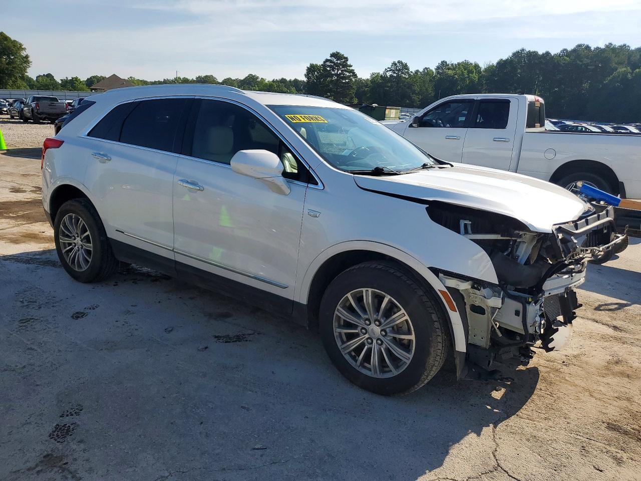 1GYKNBRS0HZ186165 · 2017 CADILLAC XT5 · 4/13
