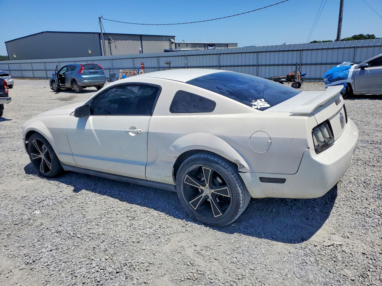 1ZVFT80N355150056 · 2005 FORD MUSTANG · 2/12