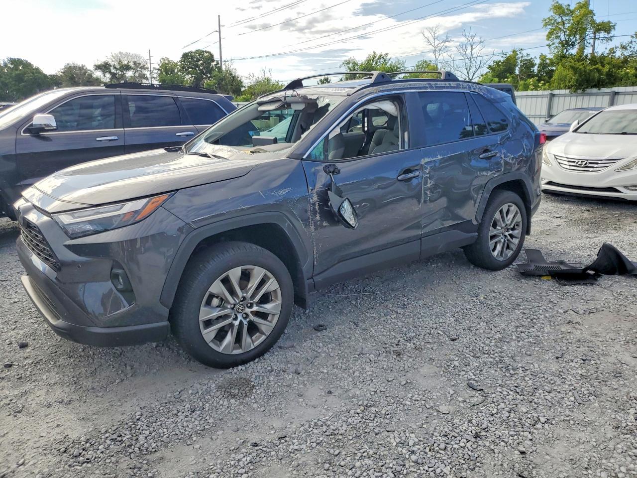 2T3C1RFV8SW418502 · 2025 TOYOTA RAV4