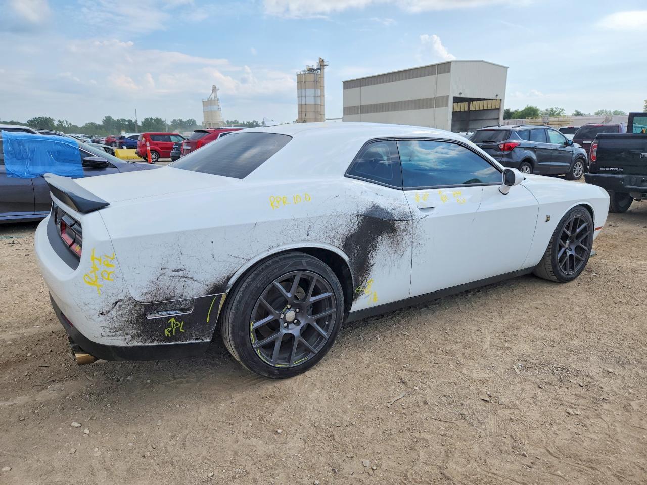 2C3CDZFJXGH289758 · 2016 DODGE CHALLENGER · 3/12